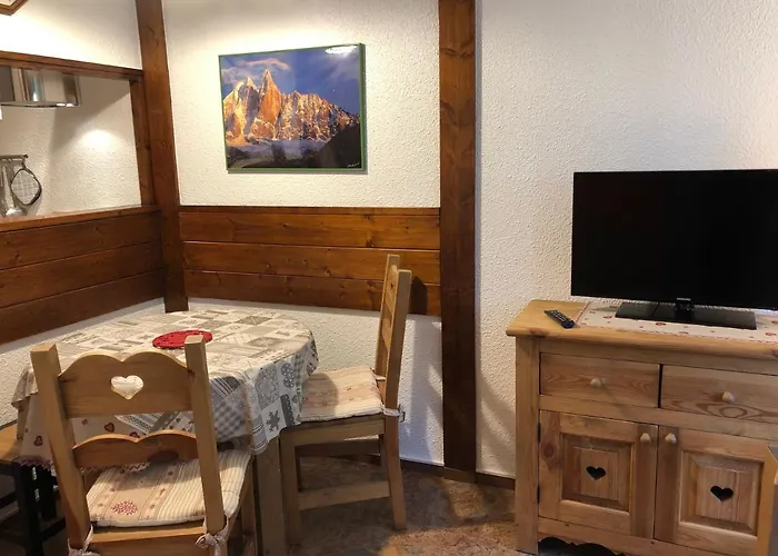 Mont Blanc View Apartamento *